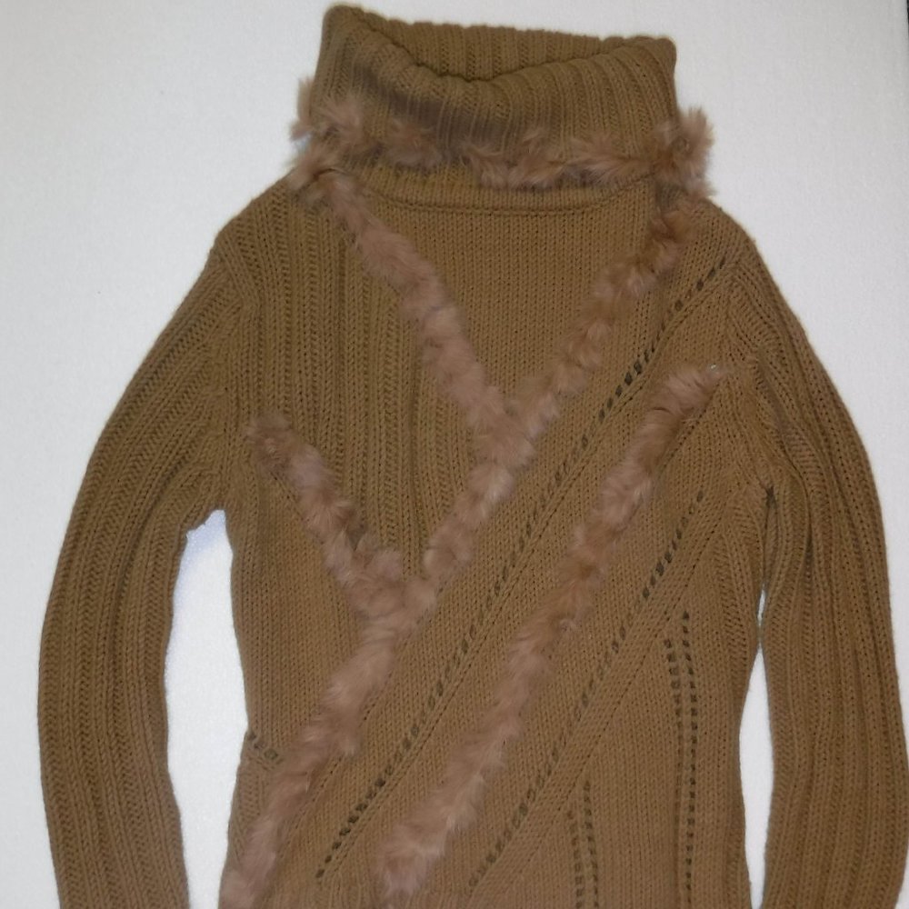 Woman's sweater